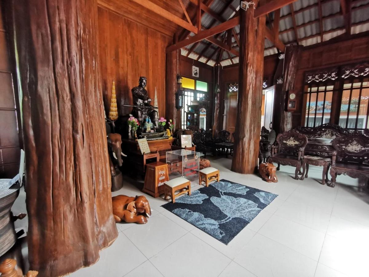 Baanthep Antique Homestay Phrae Dış mekan fotoğraf