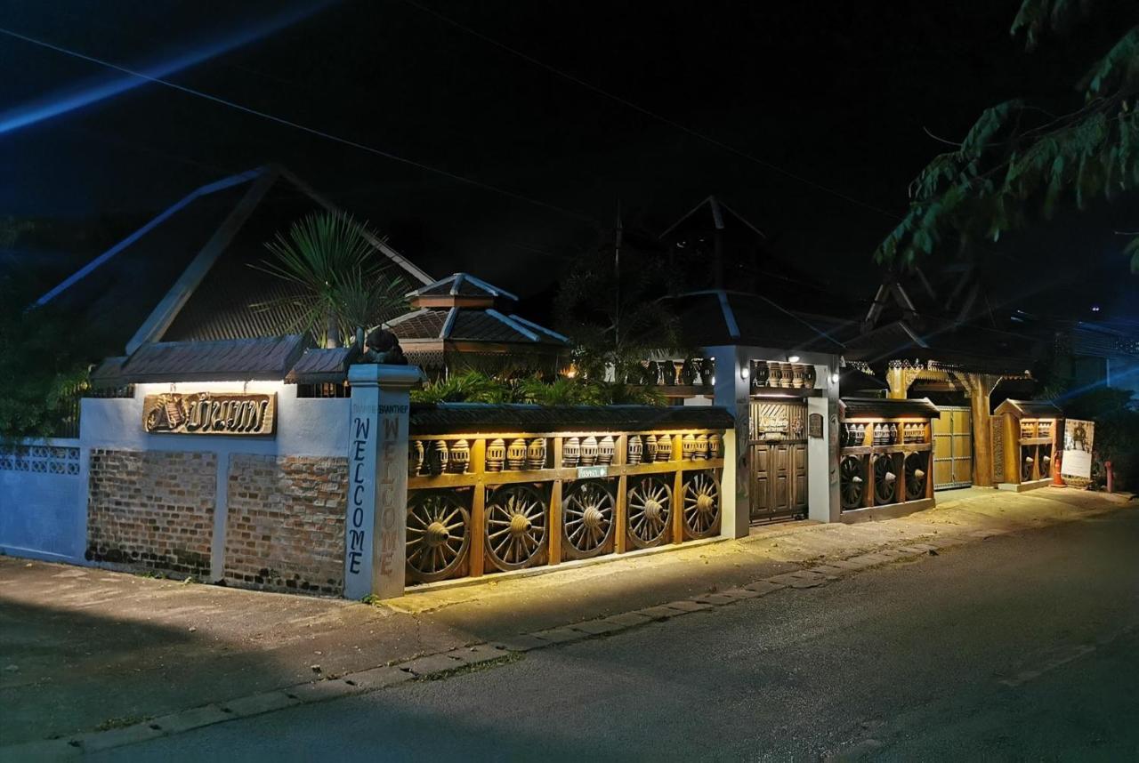 Baanthep Antique Homestay Phrae Dış mekan fotoğraf